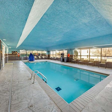 Best Western Plus Midwest City Inn & Suites Exteriör bild