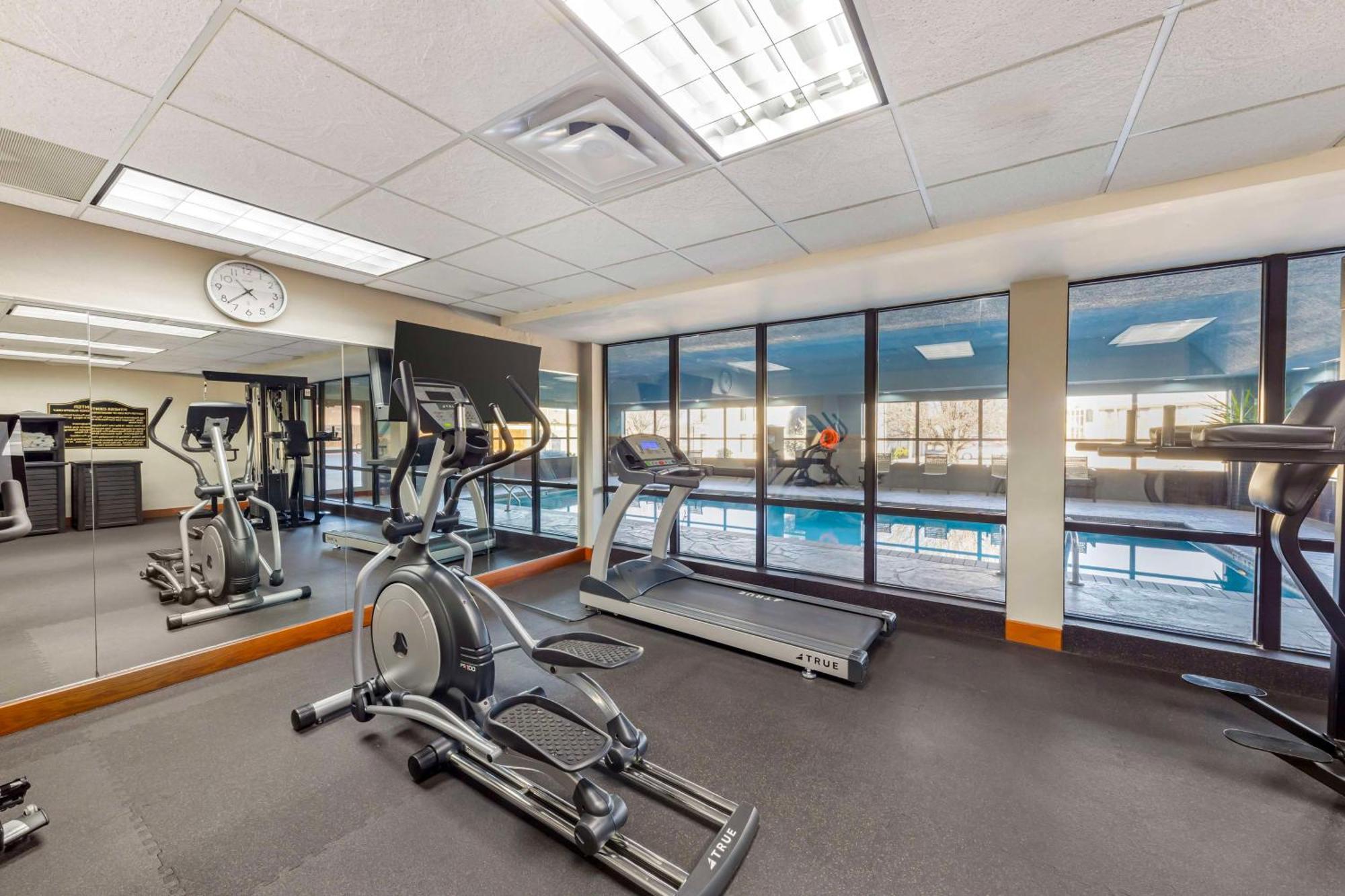Best Western Plus Midwest City Inn & Suites Exteriör bild