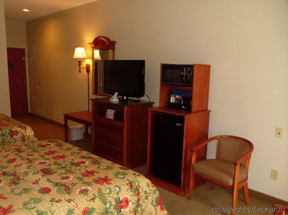 Best Western Plus Midwest City Inn & Suites Rum bild