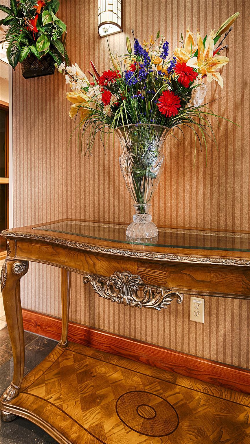 Best Western Plus Midwest City Inn & Suites Exteriör bild