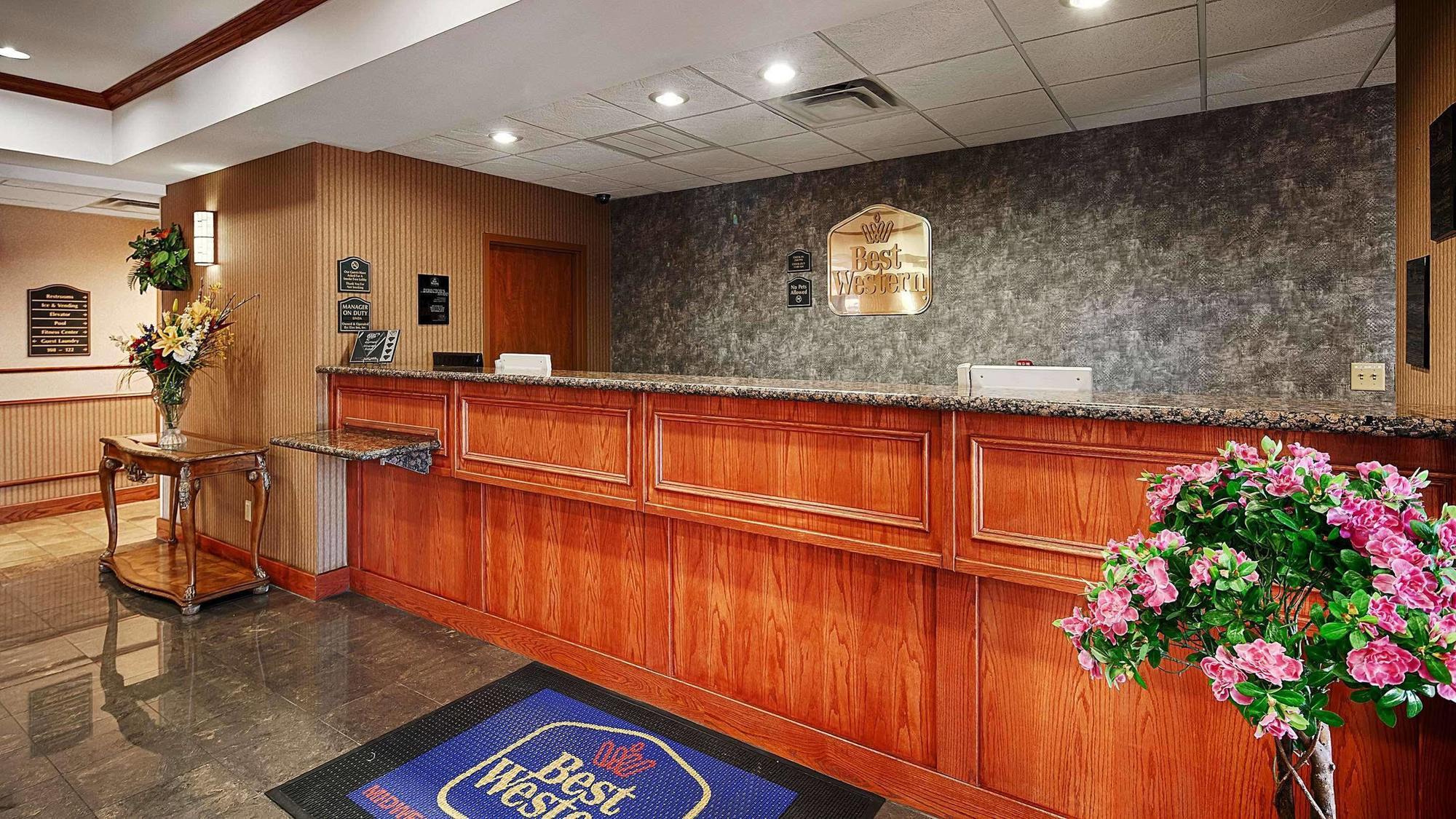 Best Western Plus Midwest City Inn & Suites Exteriör bild